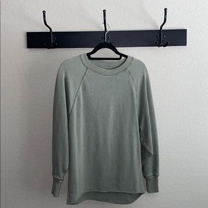 AE Sweater. Size XXS. Fits like a S. Like New.